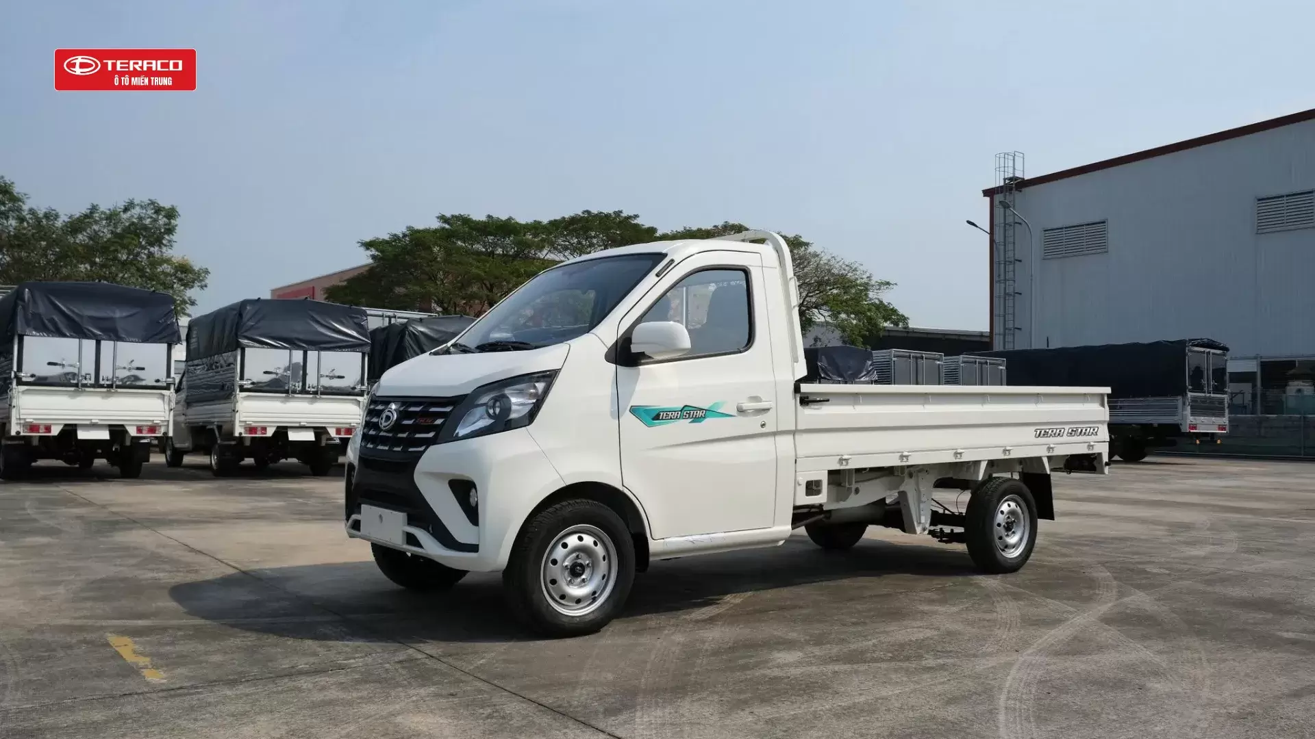 Ai Nên Mua Xe Tải Nhẹ Máy Xăng Tera Star Thùng Lửng 990kg?
