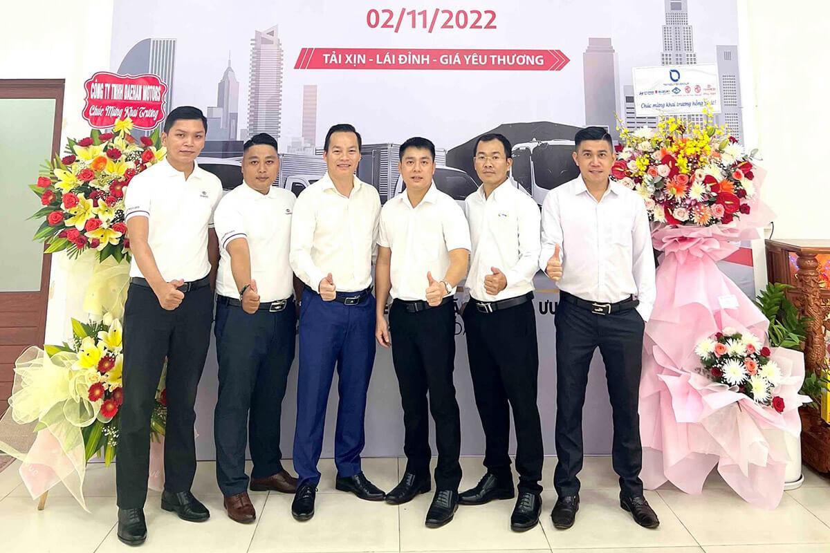 Anh Chí Minh đã ký hợp đồng mua xe Tera190SL ngay tại sự kiện và nhận ưu đãi 1 chỉ vàng