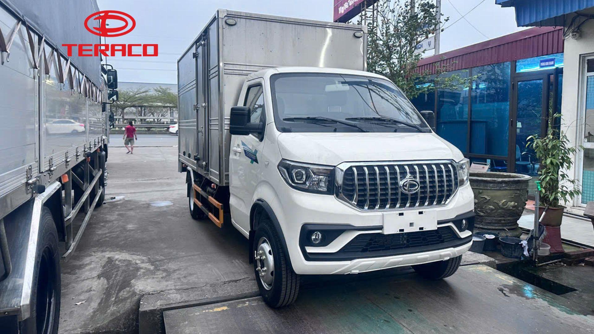 Tera 150S Thùng Kín: Xe Tải 1.5 Tấn Thùng Dài 3.55m Giá Tốt