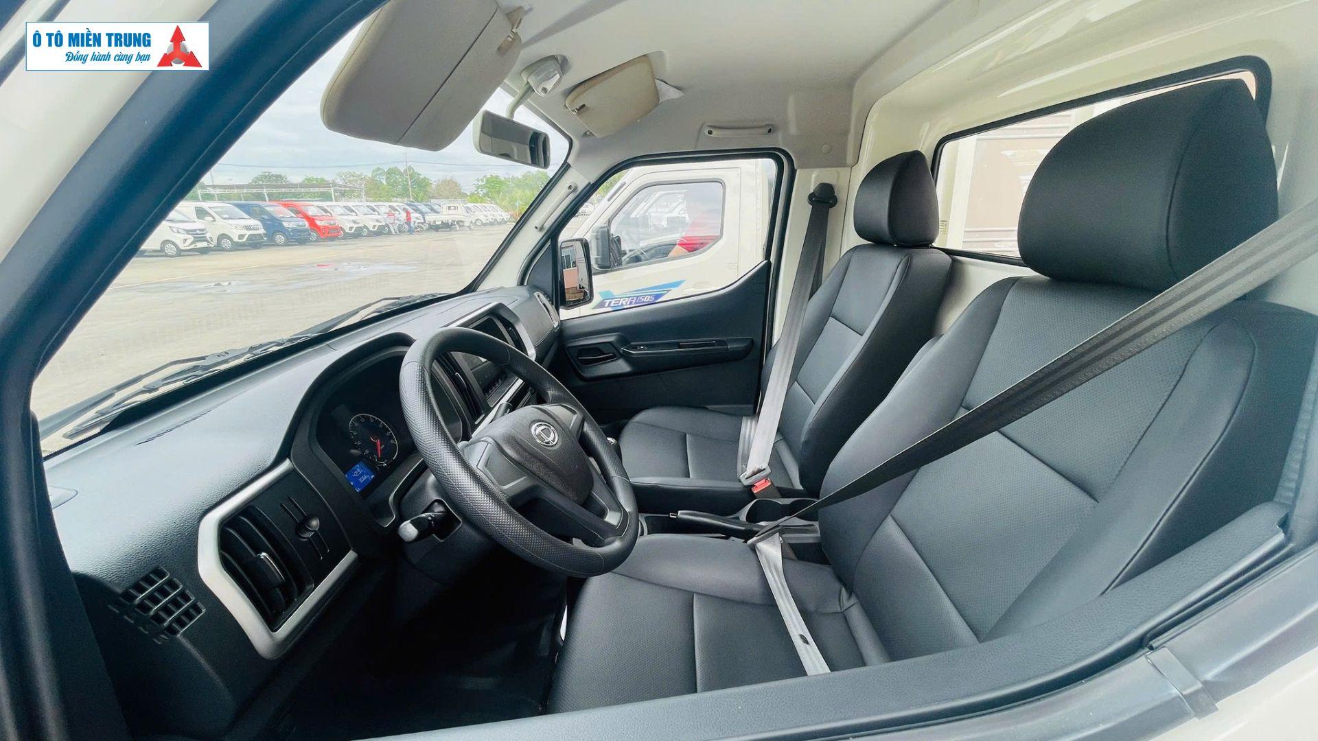 Tera 150s Nội thất - Đại lý Ô Tô Miền Trung
