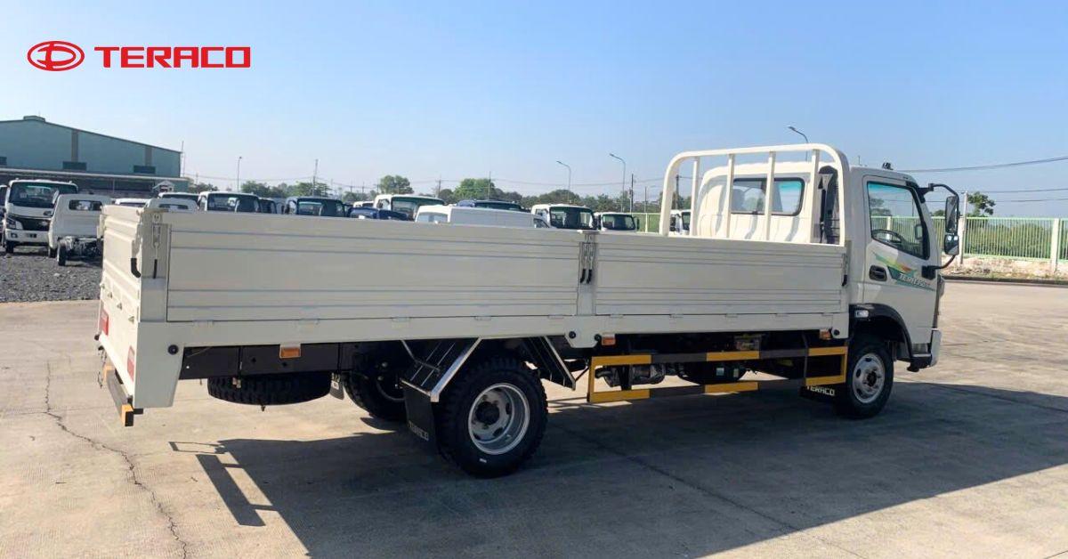 Thùng lửng trên xe tera 350 plus