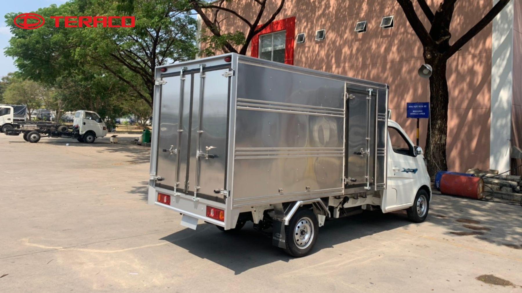 Xe teraco star thùng kín